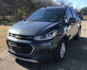 lot 2 image: 2018 Chevy Trax LT