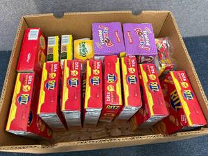 lot 242 image: Box Of Assorted Snacks