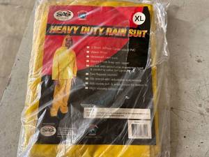 lot 2 image: SAS XL Heavy Duty Rain Suit