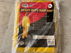 lot 5 image: SAS XL Heavy Duty Rain Suit