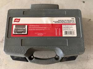 lot 15 image: Lisle Bearing Race And Seal Driver Master Set