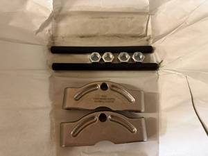 lot 22 image: Otc 1123 Bearing Splitter