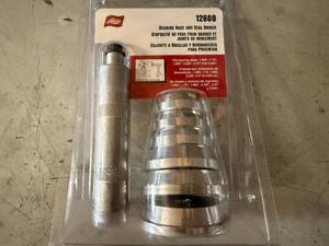 lot 54 image: Lisle Bearing Race And Seal Driver