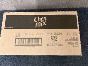 lot 157 image: 8 Pouches Of Chex Mix Bold Party