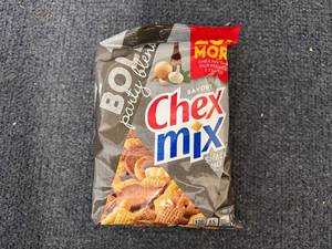 lot 145 image: 8 Pouches Of Chex Mix Bold Party