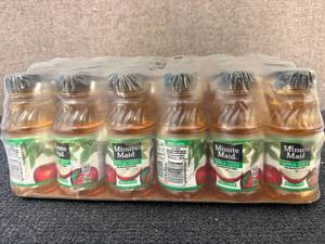 lot 122 image: 24 Bottles Of Minute Maid Apple Juice
