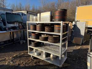 lot 8 image: PIZZA PANS AND CONTAINERS.