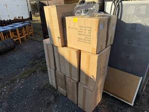 lot 20 image: STRAINERS