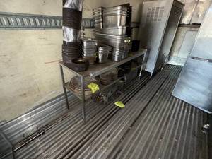 lot 43 image: SHELVING