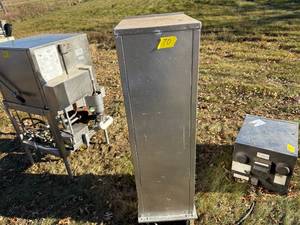 lot 70 image: CABINET