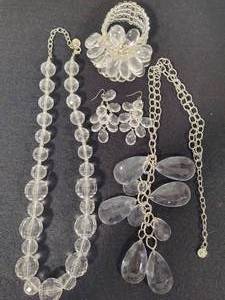 lot 70 image: Graziano Lucite Dangle & Beaded Necklaces, Bracelet & Earrings Set