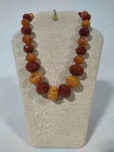lot 78 image: Graziano Faceted Carnelian & Agate Beaded Necklace
