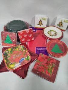 lot 106 image: Holiday Paper Products New in Packaging