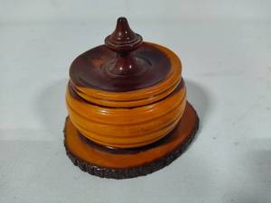 lot 153 image: Acacia Products Mulga Wood Trinket Box wLid