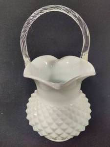 lot 17 image: Diamond Point Patterned Milk Glass Basket