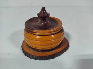 lot 46 image: Acacia Products Mulga Wood Trinket Box with Lid