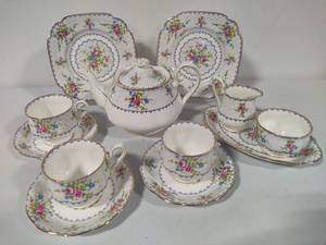 lot 14 image: Royal Albert Petit Point Bone China Tea Set