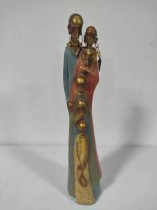 lot 29 image: Masai Collection Family Sculpture