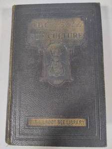 lot 30 image: The ABC and XYZ of Bee Culture The A.I. Root Bee Library 1940