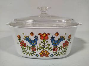 lot 53 image: Corningware Country Festival 3qt Casserole Dish