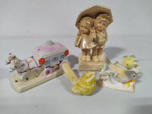 lot 71 image: Vintage Collectibles Including Chalkware & Porcelain