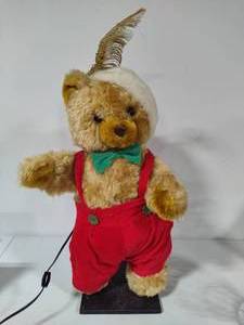 lot 115 image: Animated Santa Bear