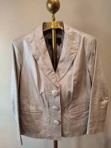 lot 34 image: Silver Tone Leather Jacket - Terry Lewis 1X
