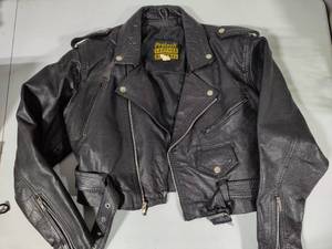 lot 169 image: Womens Protech Leather Crop Jacket (Size M)