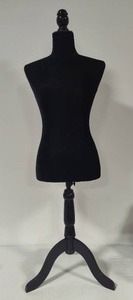 lot 179 image: Adjustable Felt Female Torso