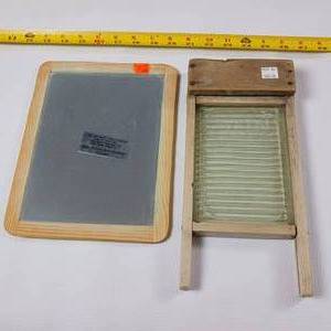 lot 13 image: Vintage Mini Chalkboard and Lavadero Wash Board
