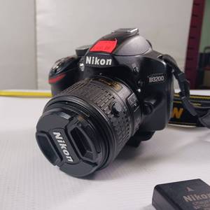 lot 26 image: Nice Nikon SDR Digital Camera