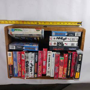 lot 48 image: Empty vintage cases