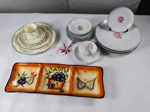 lot 54 image: NoritakeShenandoahchina cup and saucer set plus a serving tray and other china