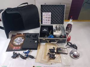 lot 80 image: Tattoo Traveling Kit with case & carrying bag