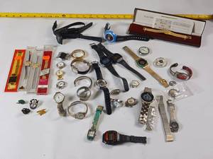 lot 115 image: Large lot of watches and watch parts