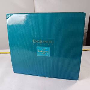 lot 129 image: Enchanted Places  Poo Bears House  Hand numbered  PHDD 531