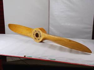 lot 132 image: Real Vintage Wooden Airplane Propeller  52  inches Long  7 diameter in center
