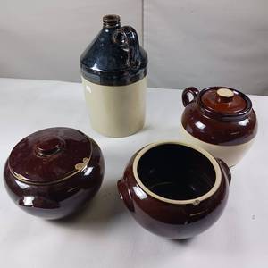 lot 193 image: Lot of Glazed Ceramic Containers  Vintage USA Made