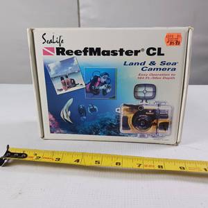 lot 207 image: Sea Life Reef Master CL  Up to 164 ft Depth