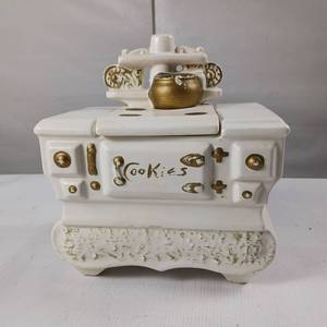 lot 217 image: McCoy Stove Cookie Jar