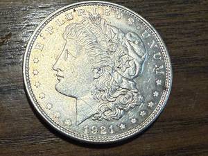 lot 47 image: 1921 Morgan Dollar