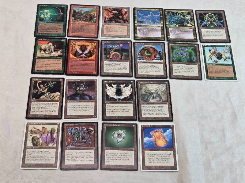 lot 47 image: Lot of Magic the Gathering Cards from 1994, 1995