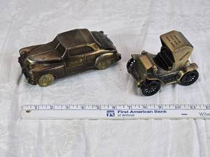 lot 10 image: Banthrico Inc. Vintage Car Banks Including 1940 Chrysler and Crawford State Bank Model