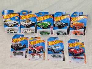 lot 24 image: Hot Wheels Die-Cast Cars Lot including RRROADSTER, Mod Rod, Glory Chaser, and more