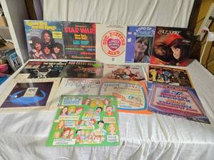 lot 158 image: Vintage Vinyl Records Including Themes from Star Wars, Kaptain Kool and the Kongs, and More