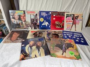 lot 165 image: Vintage Vinyl Records Including Barry Manilow, Neil Diamond, and The Monkees Albums