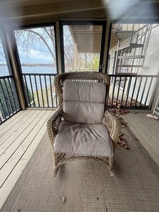 lot 10 image: Wicker Rocker Chair