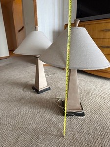 lot 18 image: Bedroom Lamps