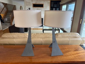 lot 19 image: Living Room Lamps