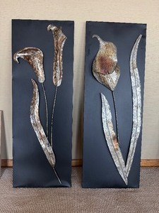 lot 30 image: Flower Wall Art